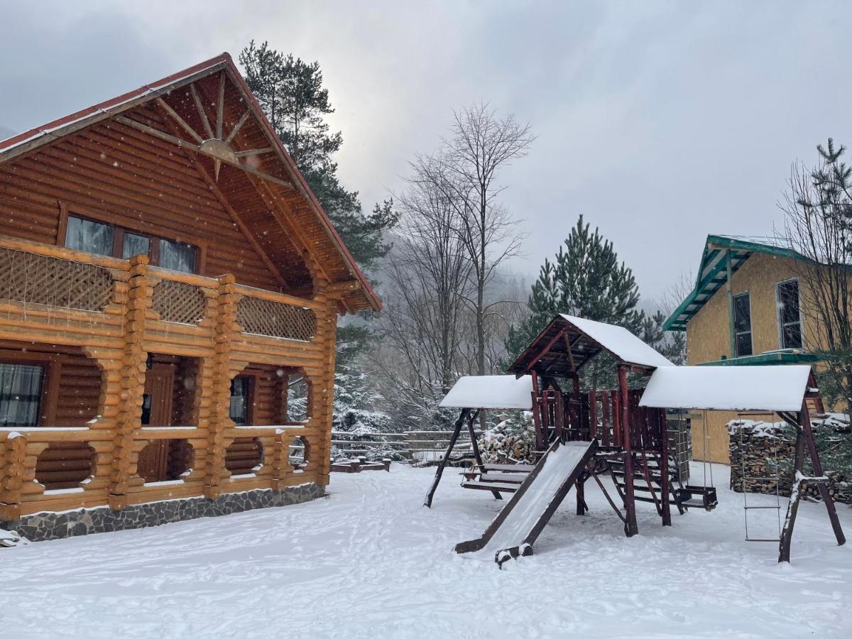 Котедж "Villa Затишна" Mykulychyn Exterior photo