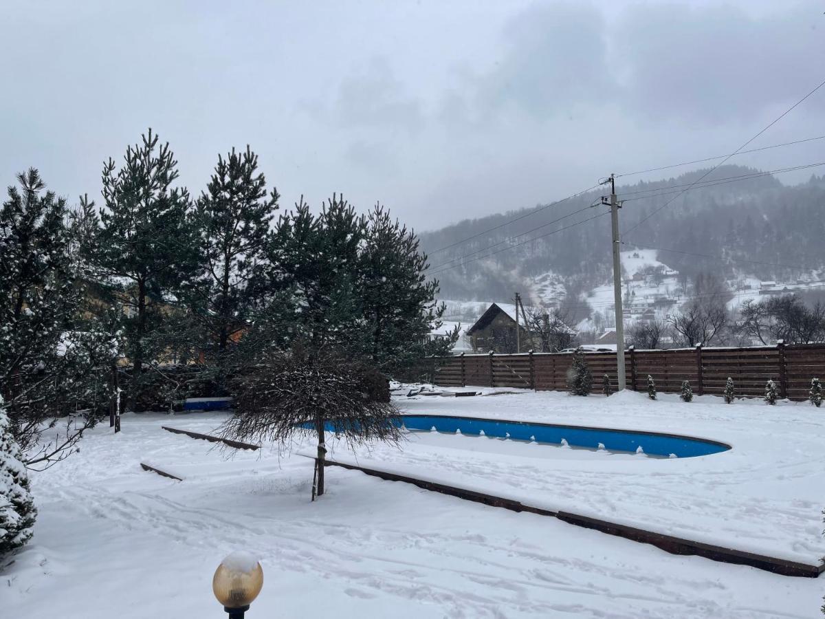 Котедж "Villa Затишна" Mykulychyn Exterior photo
