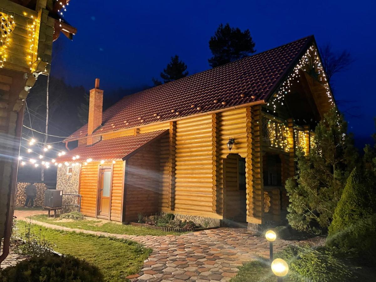 Котедж "Villa Затишна" Mykulychyn Exterior photo