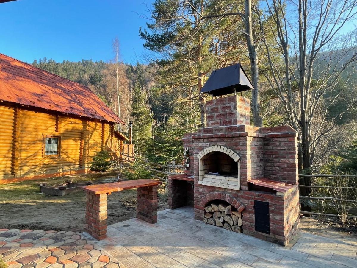 Котедж "Villa Затишна" Mykulychyn Exterior photo