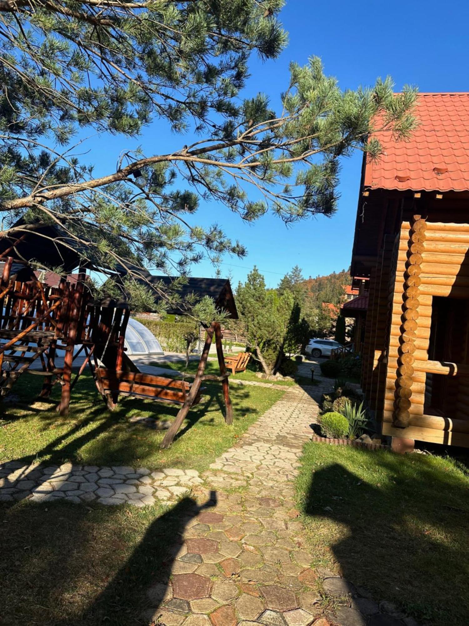 Котедж "Villa Затишна" Mykulychyn Exterior photo